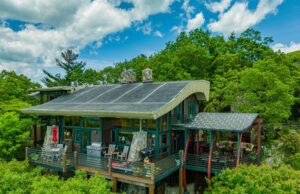 Burt Reynolds’ Enchanting Mountain Getaway Sells for $2.9 Million