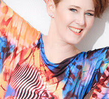 Miss Personality: Mina Hartong’s Hilarious Comedy Special Premieres in Palm Springs