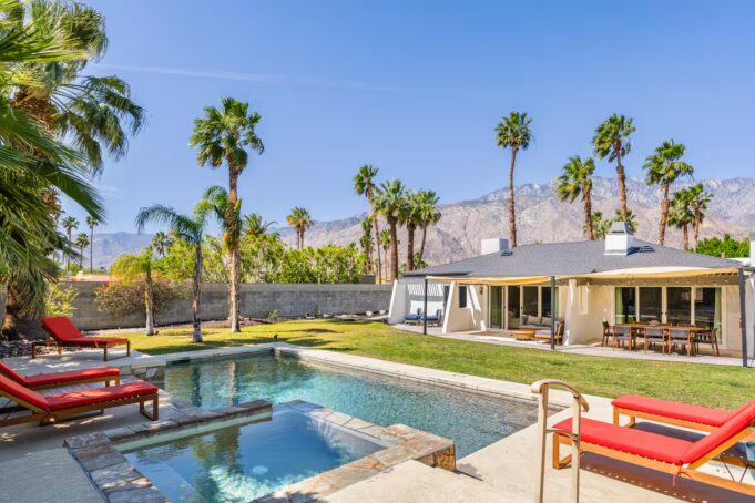 Marilyn 100 in Style: Chic Palm Springs Retreat for the Ultimate Anniversary Getaway