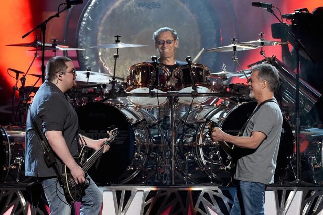 Wolfgang-Van-Halen-Alex-Van-Halen-Eddie-Van-Halen