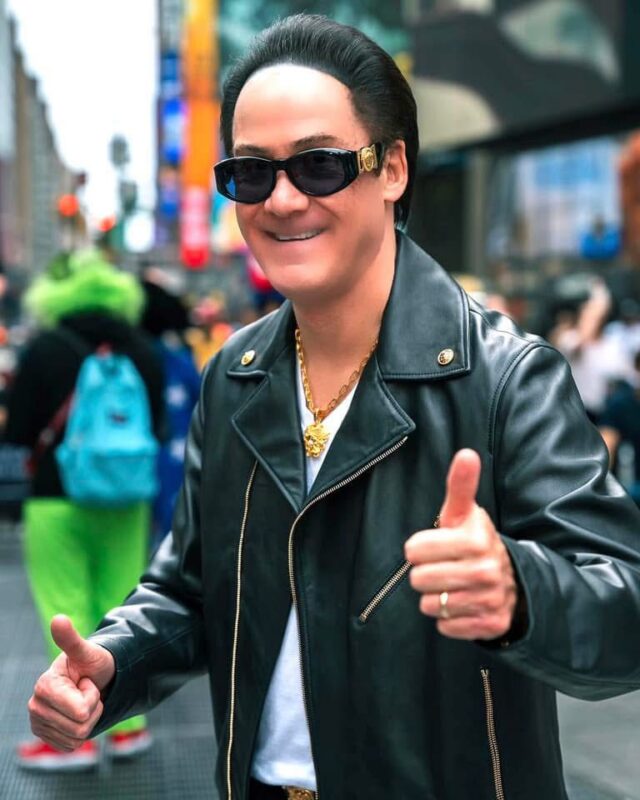 thumbs up