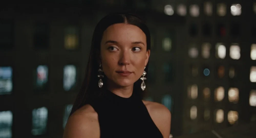 A beautiful woman.