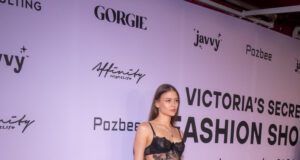 Say Yes brings 1920s Hollywood glamour to Victoria’s Secret Fashion Show after-party A model poses on the pink carpet in a black lace ensemble at the Victoria’s Secret Fashion Show after-party at Say Yes in Hollywood on October 18, 2026.